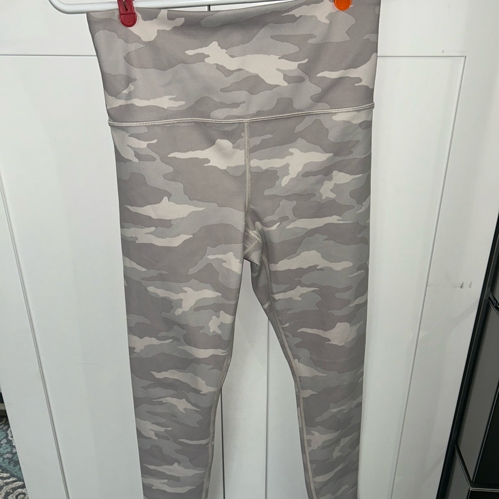 Athelta Camo Leggings - Gray